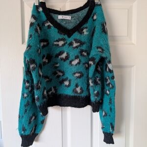 Stylish Teal and Black Leopard Print Sweater